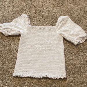 White Top.   Brand: H&M    Color: White.  Size: S